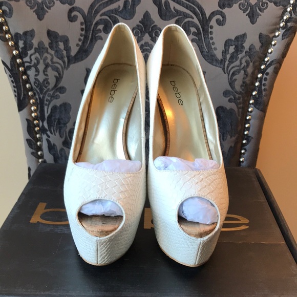 Bebe Katrice Peep Toe Platforms - Picture 2 of 8